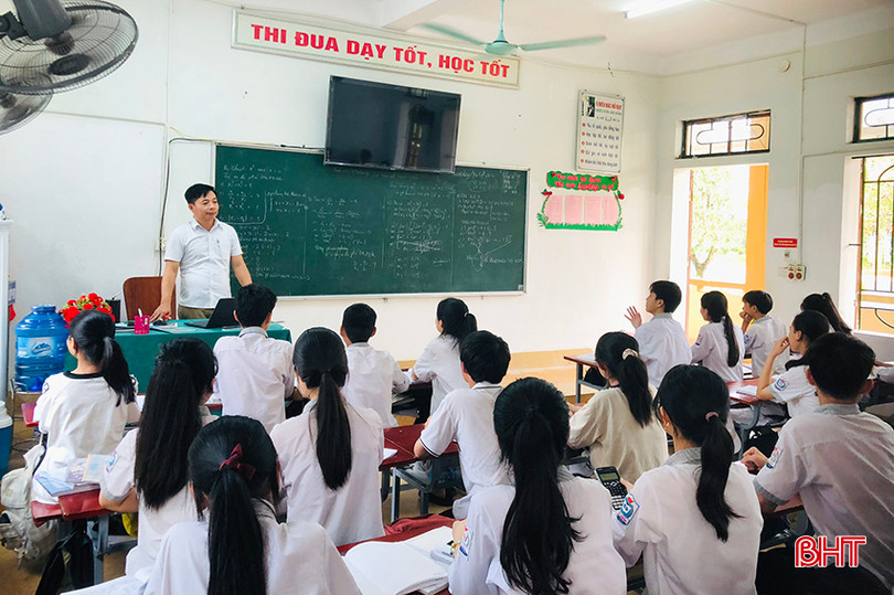 Trường THCS Tân Vịnh (Lộc Hà) tăng thời lượng ôn tập các môn Toán, Văn, Anh. 1.4.jpg