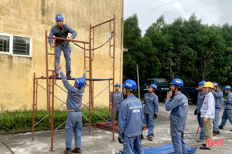 Huấn luyện an toàn sử dụng giàn giáo tại Công ty TNHH Vận hành kinh doanh MCC Việt Nam (TX Kỳ Anh) DT 865447948719dbaa0dc8298f0.jpg