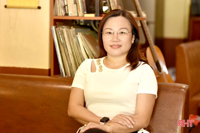 Cô giáo Đậu Thị Thành Huế: Khoản lương mới tăng thêm giúp gia đình tôi trang trải cuộc sống tốt hơn. DT_DSC1036.jpg