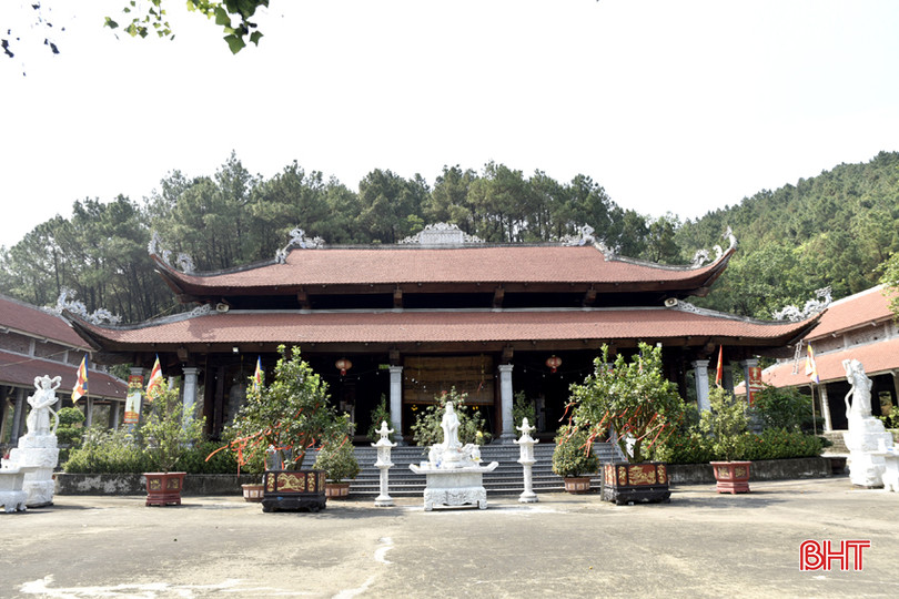 Chùa Đại Hùng trong khuôn viên Khu di tích lịch sử - văn hoá Đại Hùng được chuẩn bị chu đáo trước ngày Giỗ Quốc Tổ Hùng Vương DT_DSC7933.jpg