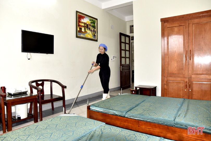 Phòng nghỉ của các đại biểu được chuẩn bị sạch sẽ, gọn gàng DTT_DSC6308.jpg