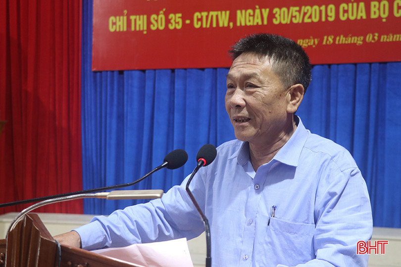 Ông Trần Văn Đoài - Bí thư Đảng ủy xã Vượng Lộc đề xuất một số nội dung liên quan đến công tác cán bộ, đảng viên. 1.6.jpg