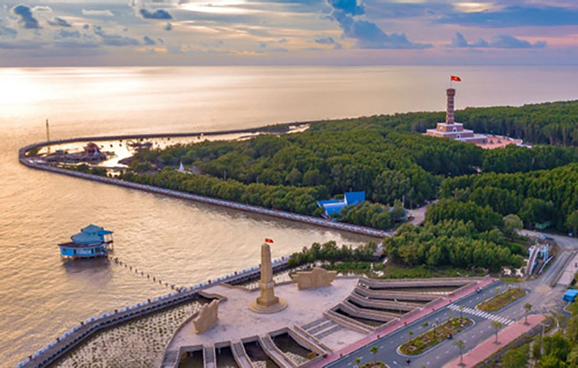 Tỉnh nào ở Việt Nam không có cả biển, rừng và núi? ảnh 5