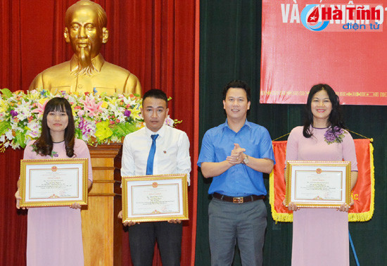 ky niem 91 nam ngay bao chi cach mang va trao giai bao chi tran phu nam 2015