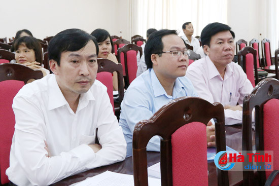 quan triet nq dai hoi xii cua dang cho lanh dao quan ly cac co quan bao chi xuat ban