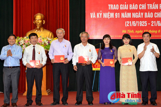 ky niem 91 nam ngay bao chi cach mang va trao giai bao chi tran phu nam 2015