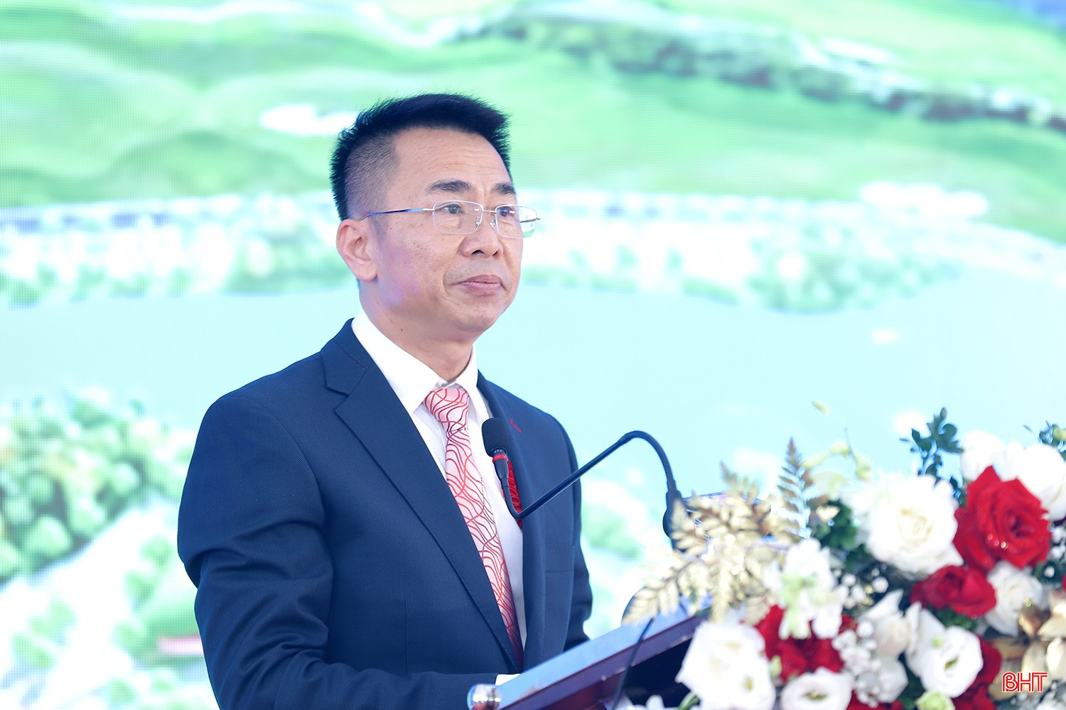 Giám đốc Công ty CP Xuân Hội Nguyễn Đức Xuân phát biểu tại lễ khởi công. bqbht_br_khu-du-lich-xuan-hoi-2b.jpg