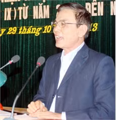 Phó Bí thư Thường trực Tỉnh ủy Đinh Xuân Việt phát biểu chỉ đạo hội nghị