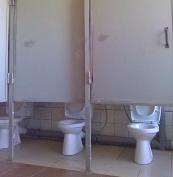 Chết cười với những tác phẩm "bá đạo" của các kiến trúc sư ảnh 5