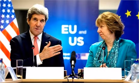 Ngoại trưởng Mỹ John Kerry và cựu Đại diện cấp cao EU về đối ngoại Catherine Ashton. (Nguồn: norway.usembassy.gov)