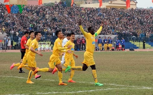 Vòng 2 V-League 2016: Cơ hội bứt phá ảnh 2 Vòng 2 V-League 2016: Cơ hội bứt phá ảnh 2