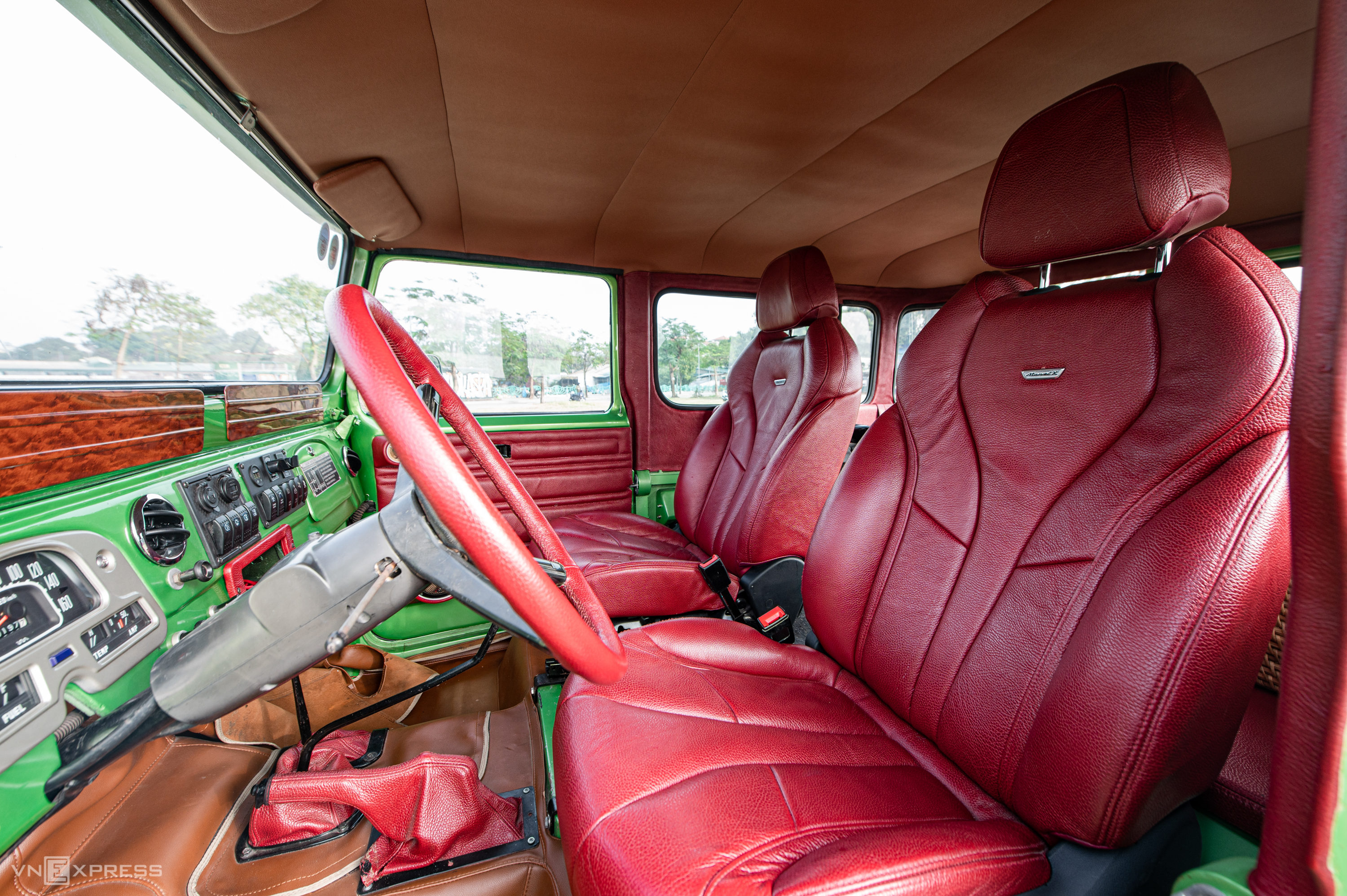 Toyota Land Cruiser BJ40 – hàng cổ 44 năm tuổi giá 1,5 tỷ đồng