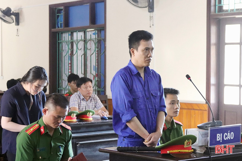 Vợ chồng bị cáo Mai Chí Phương và Võ Thị Thành tại phiên xử sơ thẩm. l12.jpg