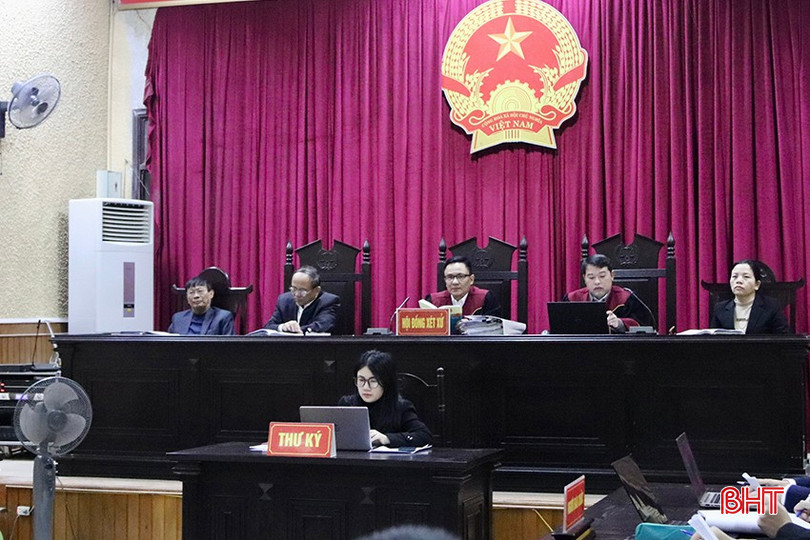 Các bị cáo nhận mức án nghiêm minh từ phán quyết của HĐXX. bqbht_br_img-8504-copy.jpg