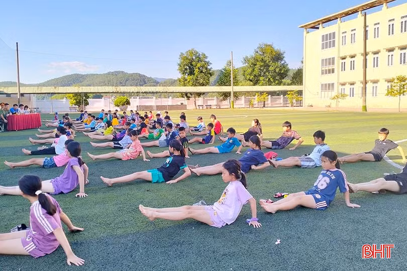 52f35b69aa310e6f5720 copy.jpg