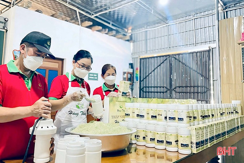 Cơ sở sản xuất thập nhị cốc Hồng Thủy đang cho ra những mẻ thành phẩm chất lượng phục vụ khách hàng. bqbht_br_img-6764-copy.jpg