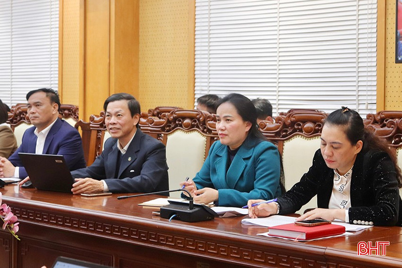 Đại biểu điểm cầu Hà Tĩnh. bqbht_br_img-3331-copy.jpg