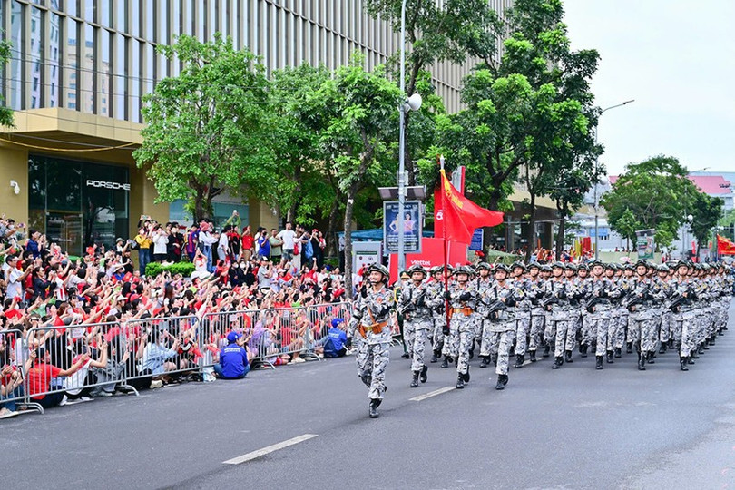 Sự kiện diễu binh, diễu hành kỷ niệm 80 năm Cách mạng Tháng Tám thành công và Quốc khánh nước Cộng hòa xã hội chủ nghĩa Việt Nam sẽ diễn ra vào sáng 2/9. b.jpg