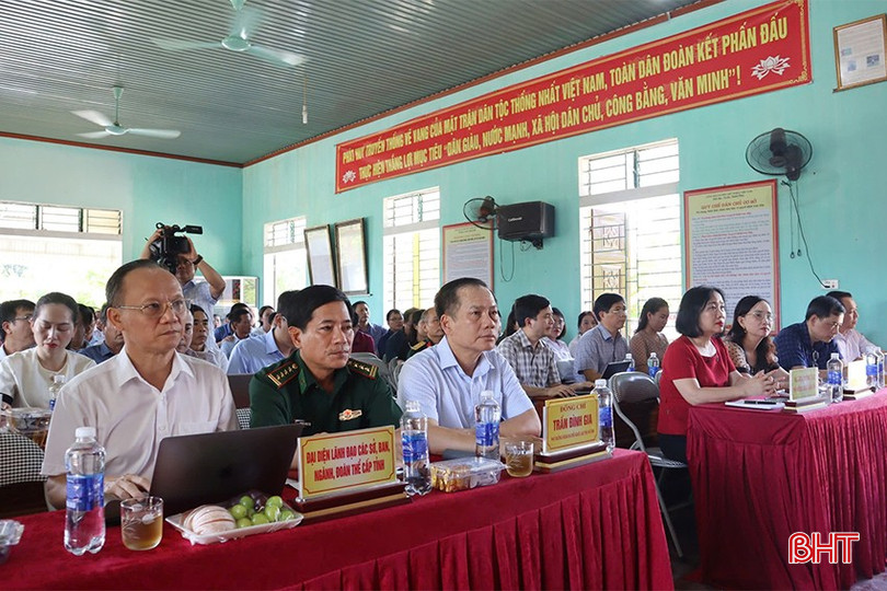 Đoàn ĐBQH tỉnh Hà Tĩnh tổ chức hội nghị tiếp xúc với cử tri TX Kỳ Anh trước Kỳ họp thứ 8, Quốc hội khóa XV. 24.09.28.TrieuTapKyHop8QuocHoiXV.1 copy.jpg