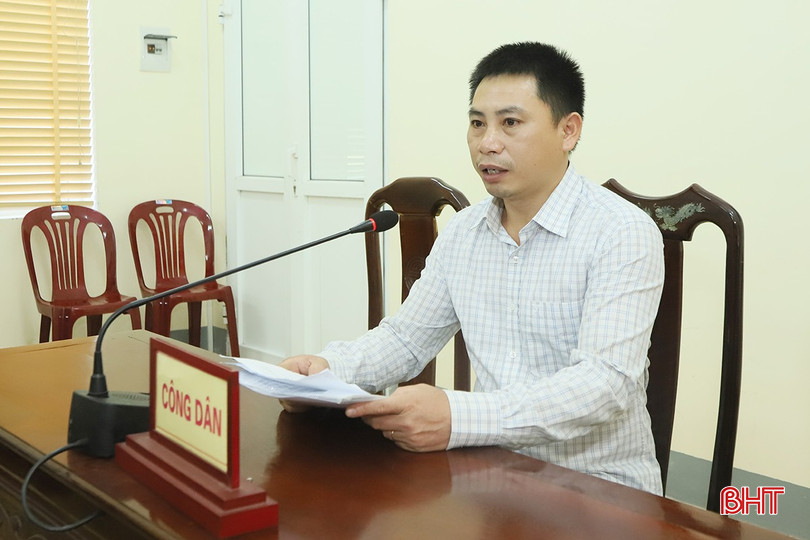 Công dân Nguyễn Đình Trung trình bày nội dung kiến nghị. bqbht_br_10.jpg