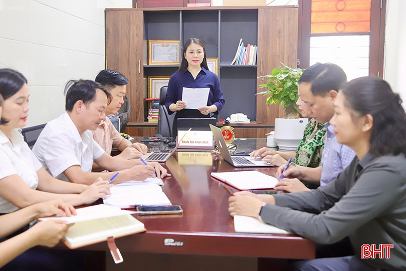 Lãnh đạo phường Thành Sen quán triệt một số nội dung công việc liên quan đến công tác giáo dục trên địa bàn. bqbht_br_img-0940-copy.jpg