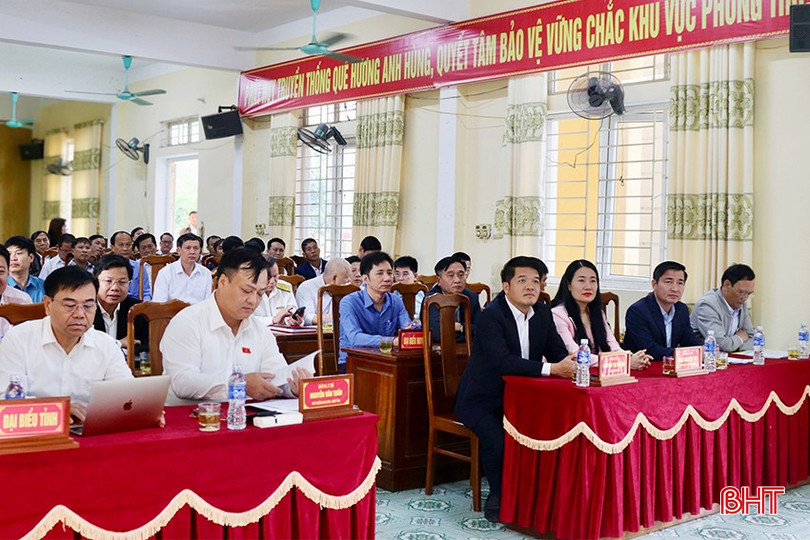 Đại biểu tham dự buổi tiếp xúc cử tri. bqbht_br_img-3537-copy.jpg