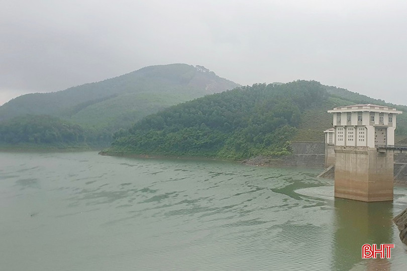 Mực nước hồ Ngàn Trươi đang ở cao trình +35,301/+52m, tương đương dung tích 240,069/775,7 triệu m 3 bqbht_br_img-1011-copy.jpg
