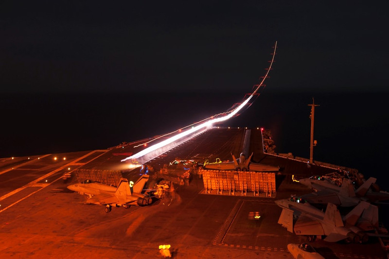 uy luc vuot troi cua san bay noi vua den bien dong