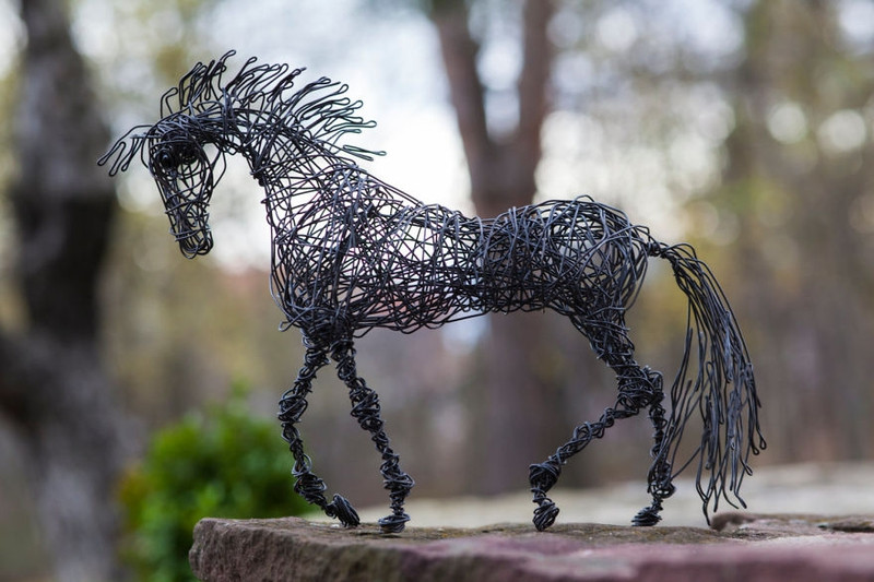 doc dao nhung tac pham nghe thuat duoc lam tu day thep