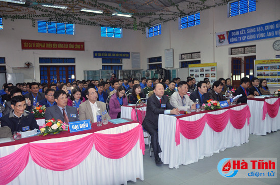 tuoi tre cang vung ang viet lao xung kich di dau trong sx kd