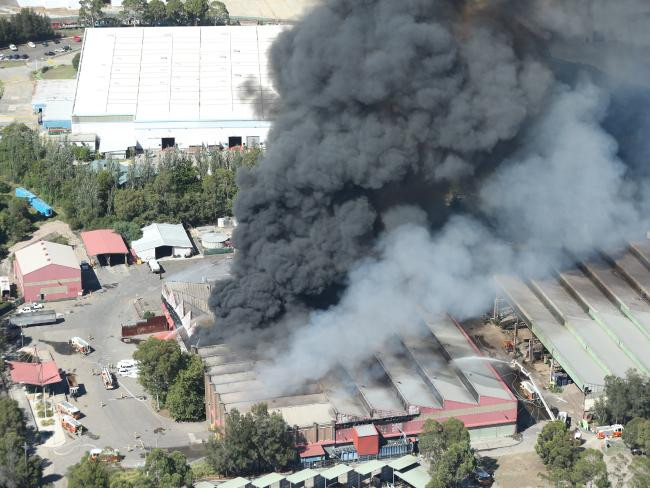 chay lon tai nha may tai che o sydney