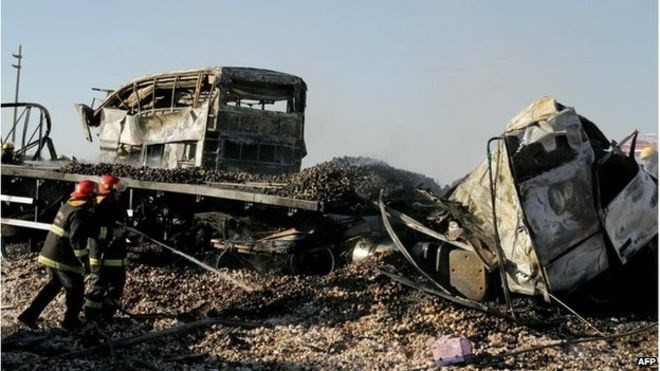 2 xe khach va cham kinh hoang it nhat 10 nguoi thiet mang