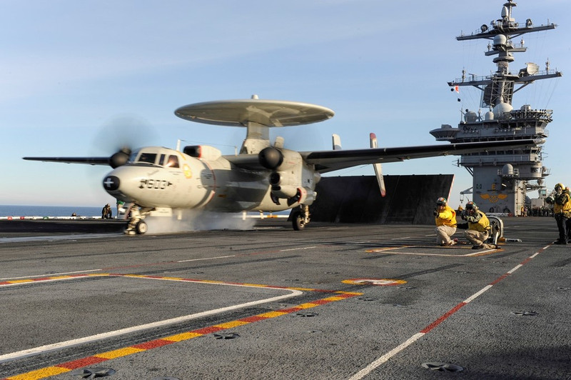 uy luc vuot troi cua san bay noi vua den bien dong