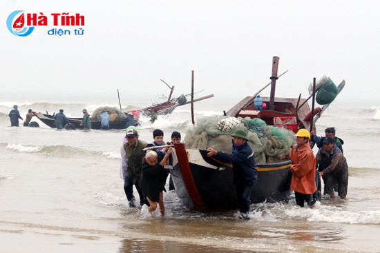 thuyen ve ca lai day khoang