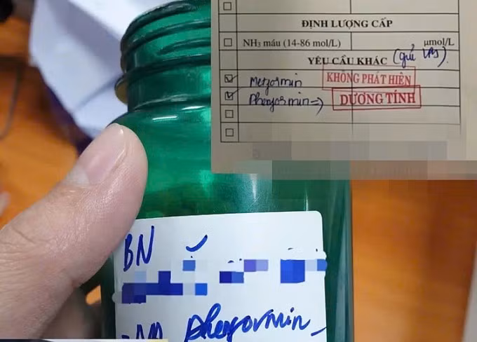 Lọ thuốc bệnh nhân mua qua mạng. Ảnh: Bệnh viện cung cấp