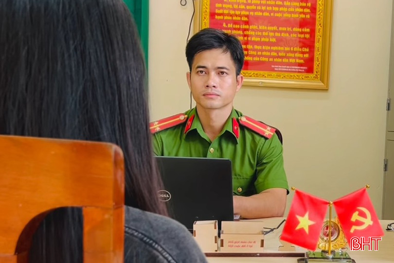 Công an xã Lộc Hà tiếp nhận tin trình báo của em N.T. bqbht_br_11.jpg