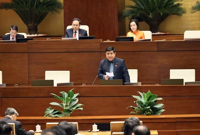 Bộ trưởng Nguyễn Chí Dũng nhấn mạnh sự cần thiết của việc điều chỉnh mục tiêu tăng trưởng trong bối cảnh kinh tế toàn cầu đầy thách thức. (Ảnh: Vietnam+)