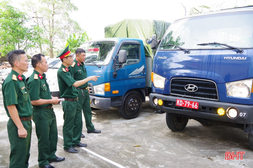 Các loại phương tiện được kiểm định cẩn thận để sẵn sàng cho nhiệm vụ. bqbht_br_4.jpg