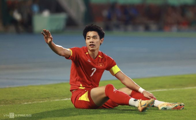 Nguyễn Đình Bắc thi đấu trong trận Việt Nam hòa Hàn Quốc 2-2 rồi thắng luân lưu 7-6 ở trận tranh giải ba U23 châu Á 2026, trên sân King Abdullah ở Jeddah, Arab Saudi ngày 23/1/2026. Ảnh: Ted Trần