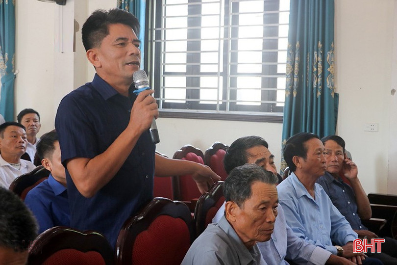 Cử tri Can Lộc đề xuất các vấn đề liên quan đến nước sạch, môi trường. bqbht_br_15.jpg