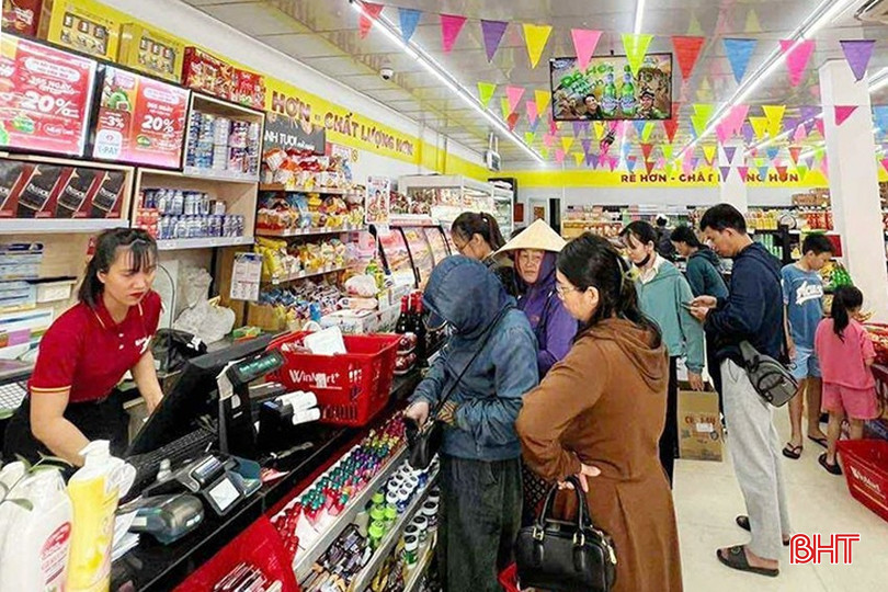 Với 70 cửa hàng tại Hà Tĩnh, hệ thống Winmart+ ghi nhận doanh thu tăng khoảng 30% so với cùng kỳ năm 2024. bqbht_br_5.jpg