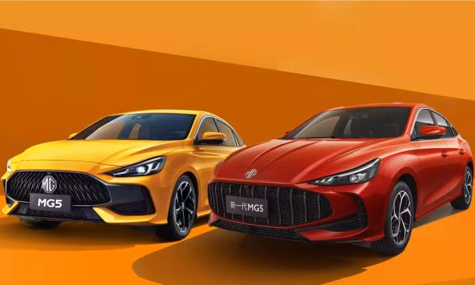 MG5 bản hiện hành (trái) và phiên bản mới với khác biệt ở thiết kế lưới tản nhiệt, đèn pha, cho đến vị trí của logo. Ảnh: MG