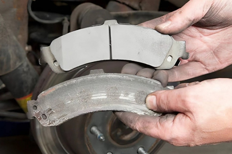 Chuyên gia về ôtô khuyên chúng ta hãy kiểm tra và thay má phanh sau 38.000 km mà xe đã di chuyển