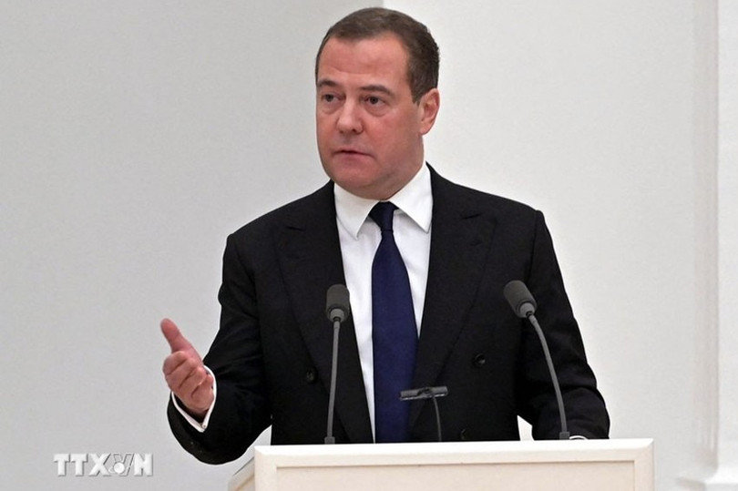 dmitry-medvedev-1202.jpg