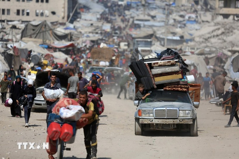 Người dân Palestine sơ tán tránh xung đột tại Gaza. (Ảnh: THX/TTXVN) nguoi-dan-so-tan-gaza.jpg