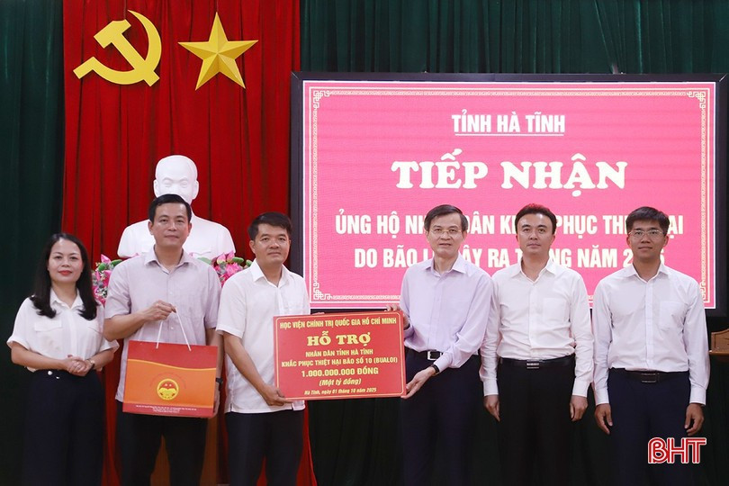 Học viện Chính trị Quốc gia Hồ Chí Minh hỗ trợ Hà Tĩnh 1 tỷ đồng khắc phục hậu quả bão số 10. image-5.jpg