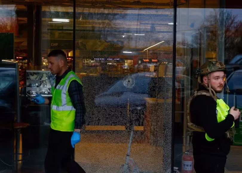 Tổng thống Zelensky yêu cầu nhanh chóng điều tra làm rõ vụ việc. (Nguồn: Reuters)