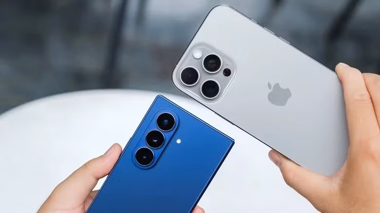 iPhone vẫn giữ sức hút lớn kể từ phiên bản đầu tiên ra mắt vào năm 2007. Ảnh: Shutterstock.