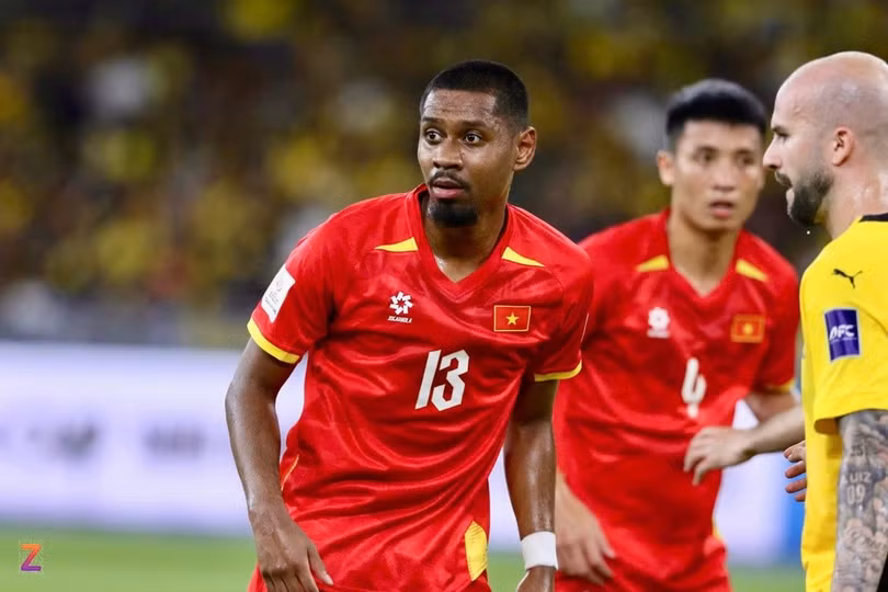 Tuyển Việt Nam từ hạng 109 rớt xuống 113. Ảnh: Tâm Minh.