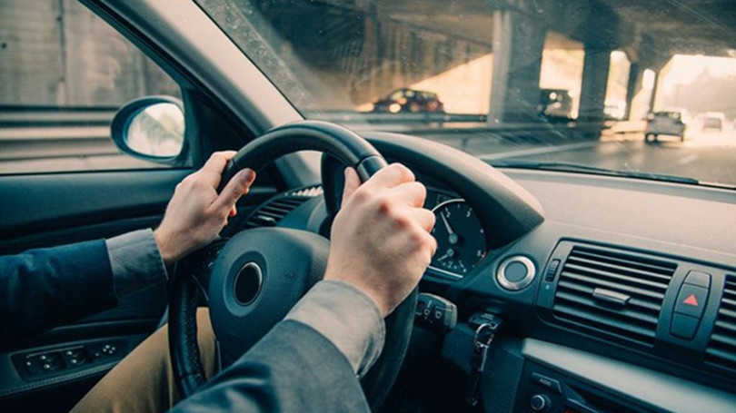 Cần tập trung khi lái xe